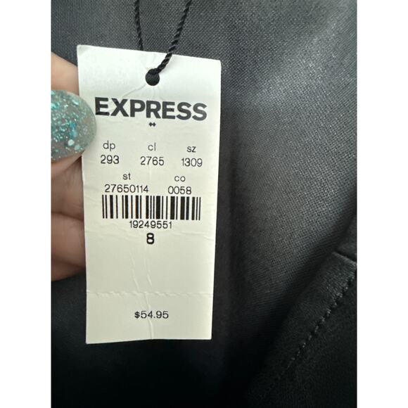 NWT Express Faux Leather Moto Zip Skirt, 8 - Picture 6 of 7